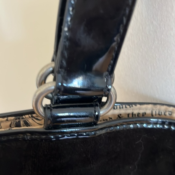 Juicy Brown Velvet Tote - Picture 5 of 13